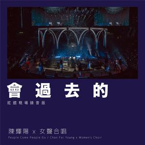 日本小姐姐穿黑丝。被男生操。
